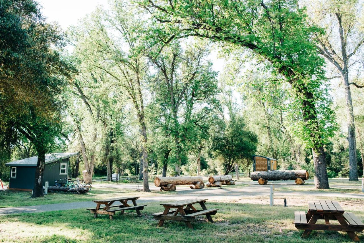 Sierra Meadows Hotel Ahwahnee Buitenkant foto